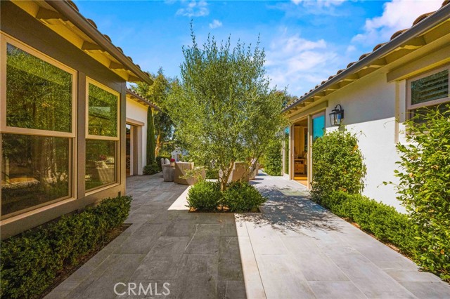 3 Stockmen Road, Ladera Ranch CA: https://media.crmls.org/medias/9c320324-3e23-4f5e-ad32-e6a0878c569c.jpg