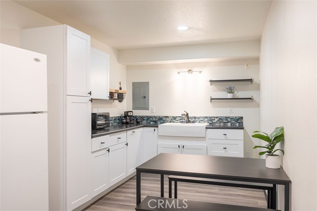 39607 Forest Road, Big Bear Lake CA: https://media.crmls.org/medias/9c320ca3-c355-49c3-bfac-a99a251d0a0d.jpg