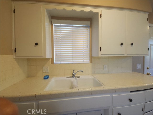 Detail Gallery Image 6 of 23 For 35187 Avenue C, Yucaipa,  CA 92399 - 2 Beds | 1 Baths