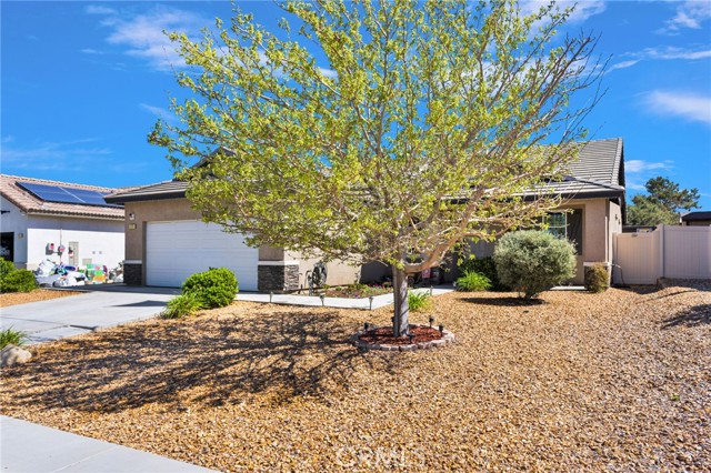 Detail Gallery Image 5 of 49 For 8179 Taft, Oak Hills,  CA 92344 - 4 Beds | 2 Baths