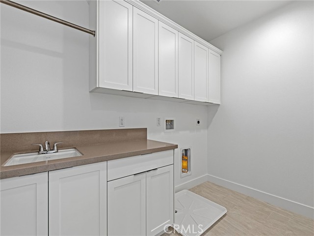 27627 Juniper Lane, Valencia CA: https://media.crmls.org/medias/9c340b9a-14e8-46f6-93ef-cfe7d688abd2.jpg