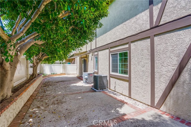 1910 Harriman Lane, Redondo Beach, California 90278, 3 Bedrooms Bedrooms, ,2 BathroomsBathrooms,Residential,Sold,Harriman,SB22162581