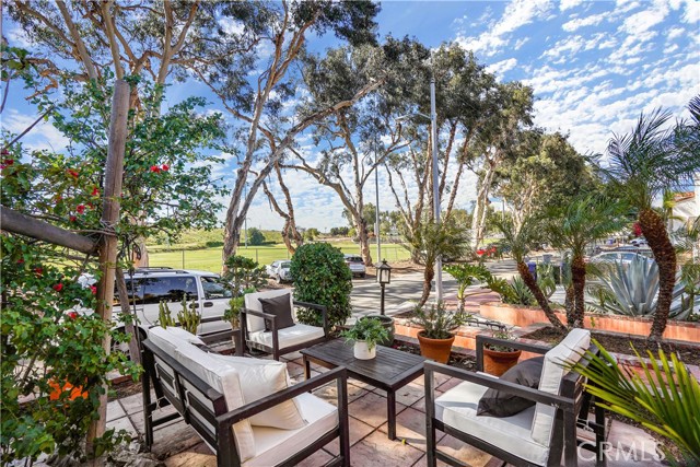 18518 Kingsdale Avenue, Redondo Beach, California 90278, 3 Bedrooms Bedrooms, ,2 BathroomsBathrooms,Residential,Sold,Kingsdale,PW22061551