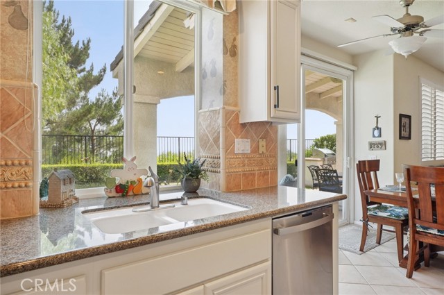 Detail Gallery Image 18 of 65 For 20504 Bergamo Way, Porter Ranch,  CA 91326 - 5 Beds | 3 Baths