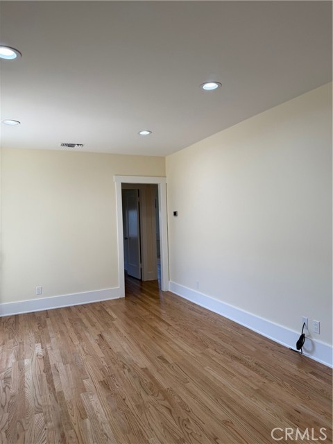 297 N Garfield Avenue, Pasadena CA: https://media.crmls.org/medias/9c35b297-1854-44f9-a912-382fe270be52.jpg