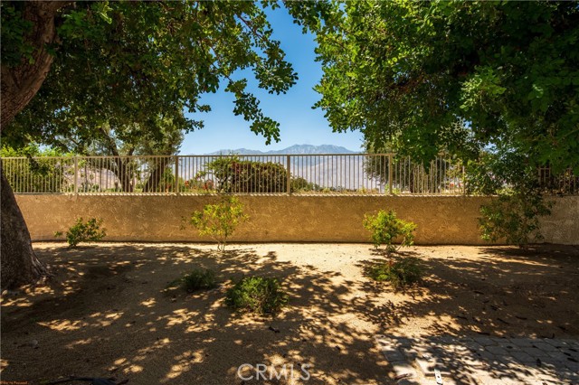 1553 Spyglass, Palm Springs CA: https://media.crmls.org/medias/9c35bcd9-c7fe-4ec4-b94b-f74172ceb621.jpg