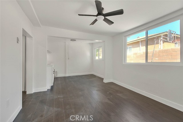 2112 California Avenue, Duarte CA: https://media.crmls.org/medias/9c36514d-898f-487d-ba42-bb2f66d76304.jpg