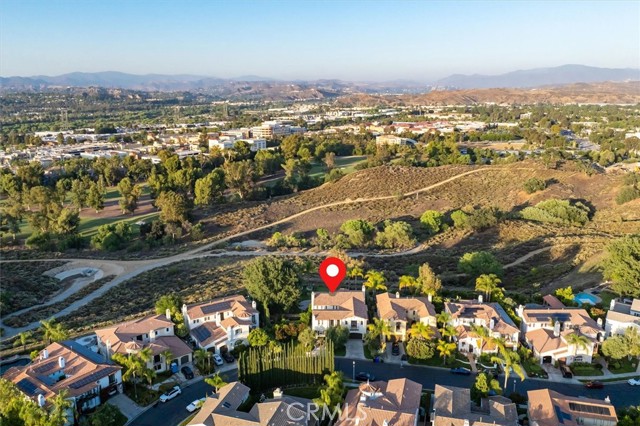 Detail Gallery Image 6 of 75 For 24711 Tiburon St, Valencia,  CA 91355 - 5 Beds | 5 Baths