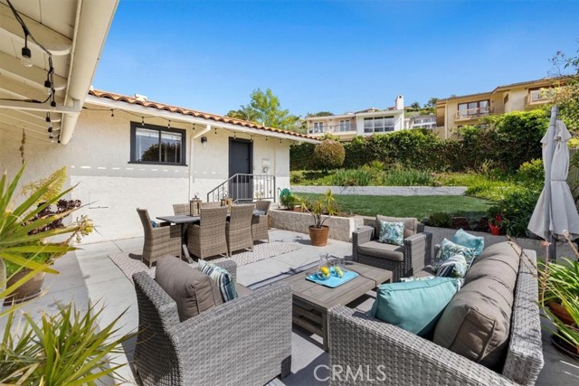 1716 Via Zurita, Palos Verdes Estates, California 90274, 4 Bedrooms Bedrooms, ,2 BathroomsBathrooms,Residential,Sold,Via Zurita,PV22049259