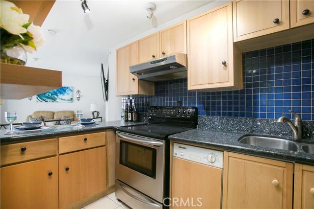 640 The Village, Redondo Beach, California 90277, ,1 BathroomBathrooms,Residential,Sold,The Village,PV16145685