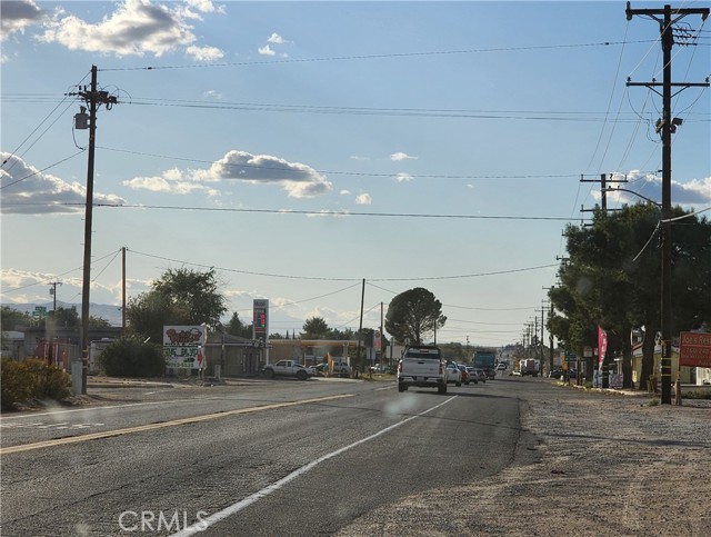 Detail Gallery Image 2 of 4 For 555 Old Woman Springs, Lucerne Valley,  CA 92356 - – Beds | – Baths