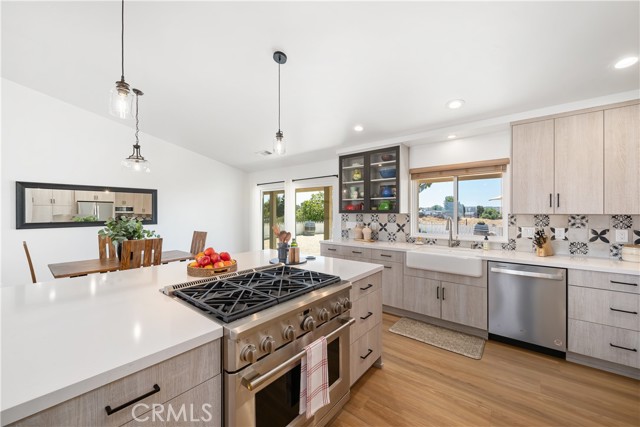 Detail Gallery Image 12 of 48 For 5696 Reindeer Pl, Paso Robles,  CA 93446 - 3 Beds | 2 Baths