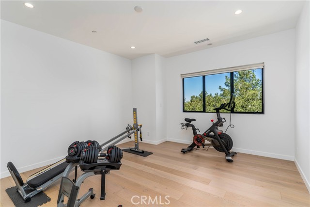 Detail Gallery Image 23 of 42 For 717 Latigo Canyon Rd, Malibu,  CA 90265 - 3 Beds | 3 Baths