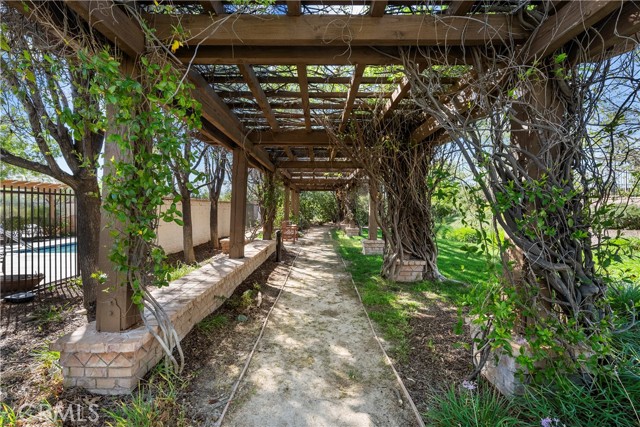 Detail Gallery Image 25 of 28 For 27262 Riverview, Valencia,  CA 91354 - 2 Beds | 2 Baths