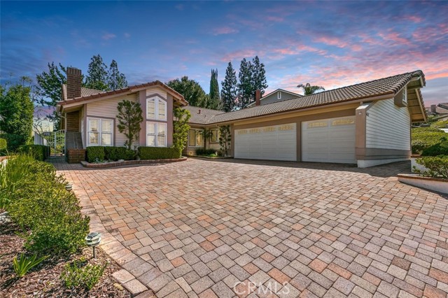 652 S Frontier Court, Anaheim Hills, CA 92807