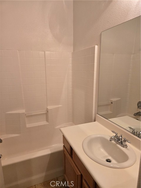 28266 Socorro Street, Murrieta CA: https://media.crmls.org/medias/9c3bfa31-ee34-442a-856f-3958d5c9c3bc.jpg