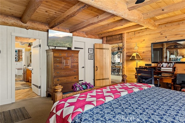 Detail Gallery Image 25 of 70 For 735 Oak Rd, Lake Arrowhead,  CA 92352 - 3 Beds | 4 Baths