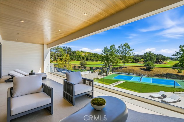 Detail Gallery Image 25 of 30 For 4400 Oak Place, Westlake Village,  CA 91362 - 6 Beds | 6/1 Baths