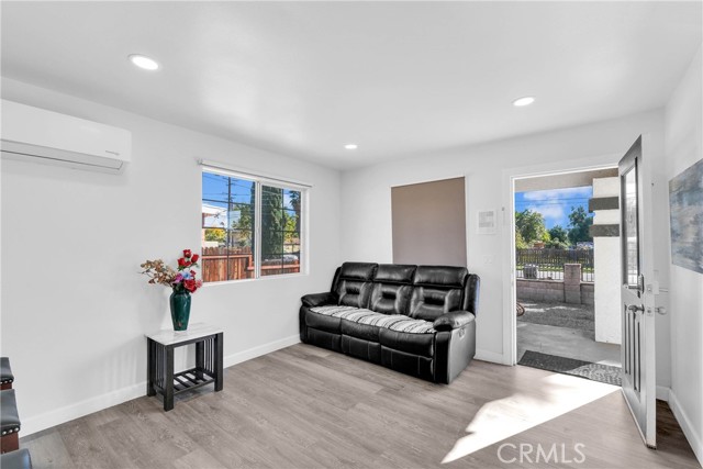 Detail Gallery Image 7 of 48 For 1124 W 11th, San Bernardino,  CA 92411 - – Beds | – Baths