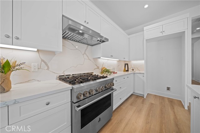 114 eversedge, Irvine CA: https://media.crmls.org/medias/9c3f172f-f86d-4ce5-a35b-c848232acbe3.jpg
