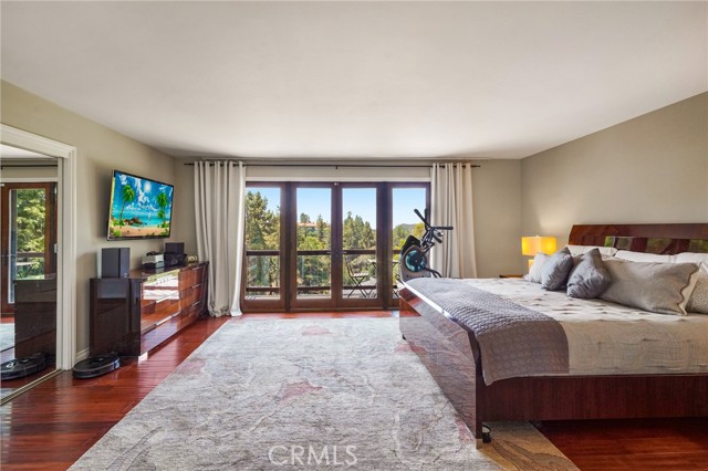 6312 Tahoe Drive, Los Angeles CA: https://media.crmls.org/medias/9c40088e-21b1-4cec-ac73-3438ef309632.jpg