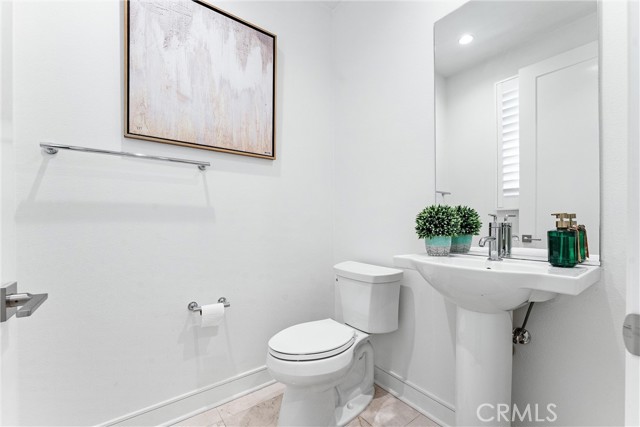 Detail Gallery Image 31 of 60 For 147 Oceano, Irvine,  CA 92602 - 3 Beds | 2/1 Baths