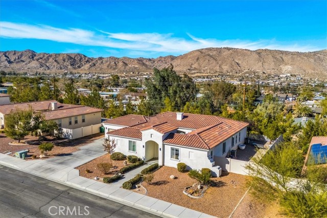 Detail Gallery Image 4 of 47 For 56214 Nez Perce Trl, Yucca Valley,  CA 92284 - 3 Beds | 2/1 Baths