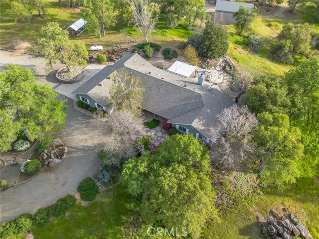 41797 River Knolls Way, Coarsegold CA: https://media.crmls.org/medias/9c4415c1-2d35-41ee-9005-93cdc3cbad5d.jpg