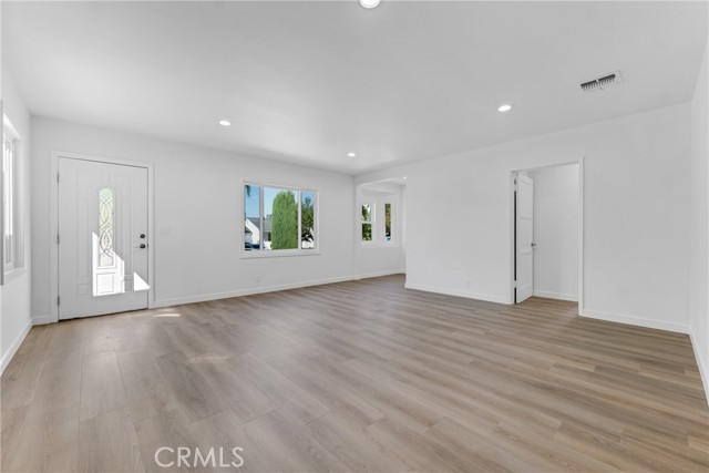 17706 Collins Street photo 13