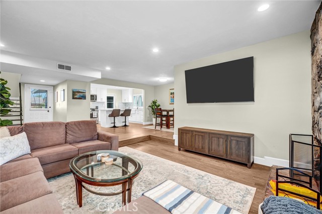 Image 4 of 32 For 10661 Ritter