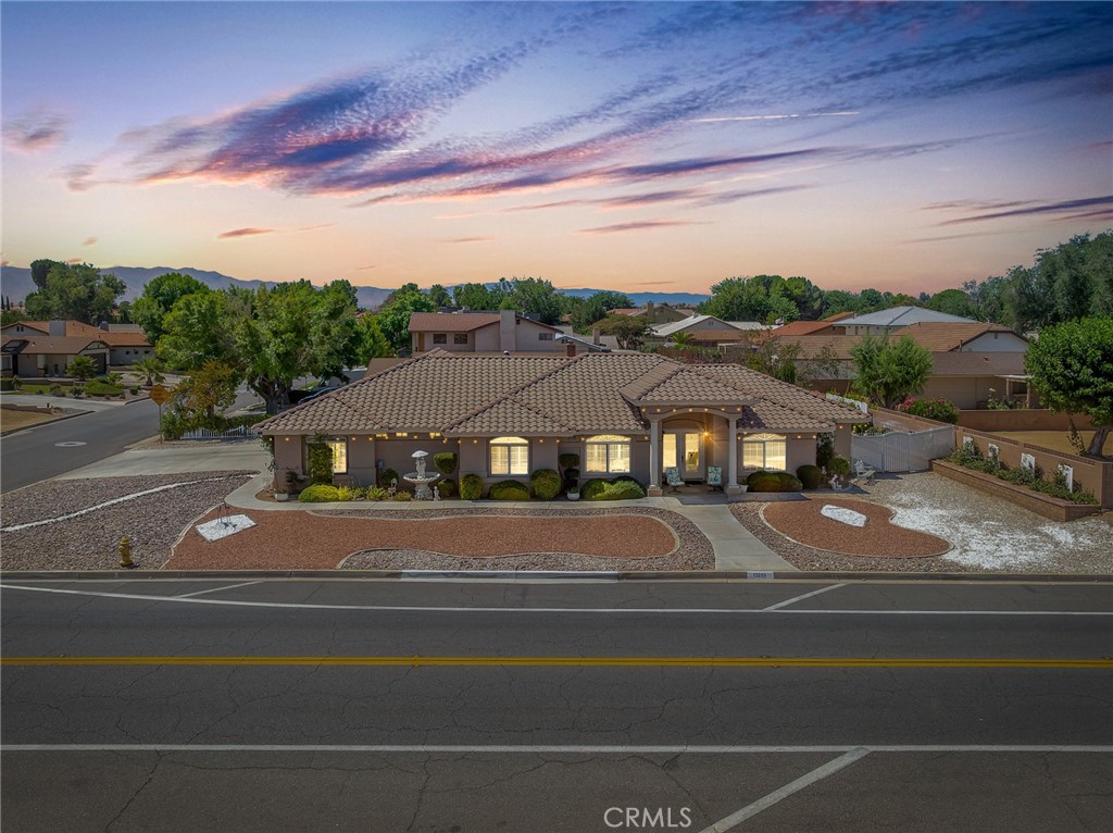 13289 Country Club