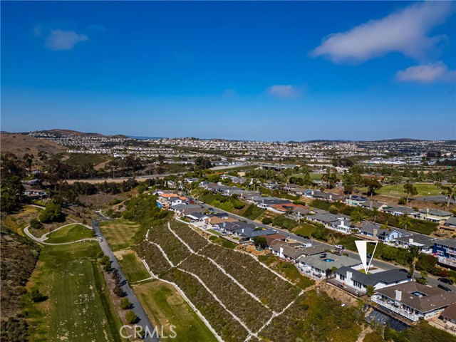 235 Via Ballena, San Clemente CA: https://media.crmls.org/medias/9c4509a5-7a01-4817-aa90-5921e881683d.jpg