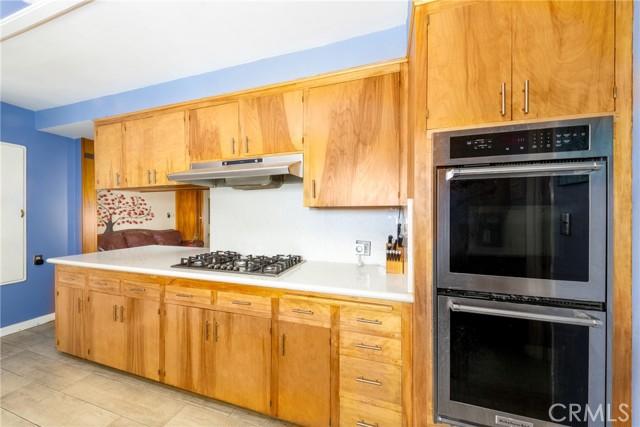 Detail Gallery Image 6 of 32 For 5245 King, Riverside,  CA 92506 - 4 Beds | 3 Baths