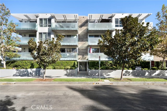 Detail Gallery Image 41 of 44 For 12045 Guerin St #203,  Studio City,  CA 91604 - 3 Beds | 3 Baths