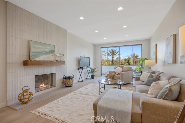 Detail Gallery Image 6 of 51 For 4600 via Dolce #206,  Marina Del Rey,  CA 90292 - 2 Beds | 2 Baths