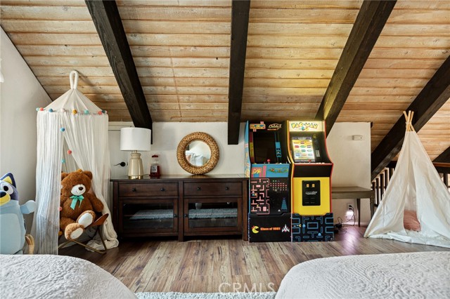 39298 Willow Landing Road, Big Bear Lake, CA 92315