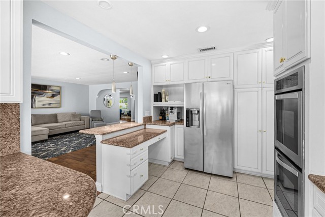 5345 Kenwood Avenue, Buena Park CA: https://media.crmls.org/medias/9c485fa1-2b16-4673-bc2e-8254ec754cd9.jpg