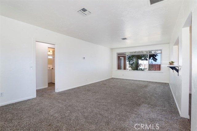 Detail Gallery Image 11 of 40 For 5357 W Avenue L, Lancaster,  CA 93536 - 3 Beds | 2 Baths