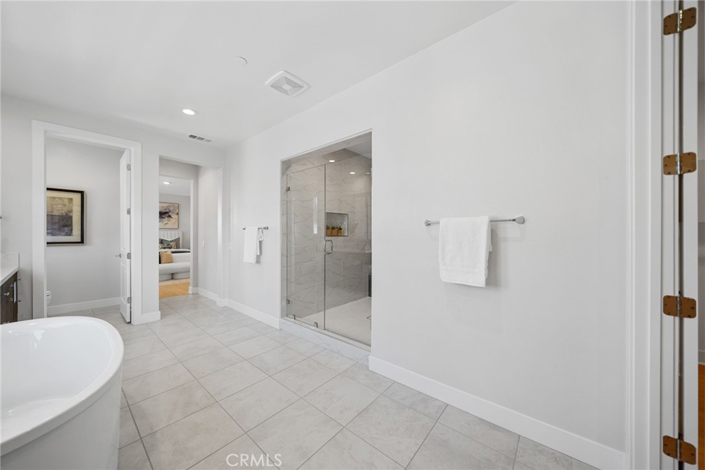 MLS #OC25239001 image #56