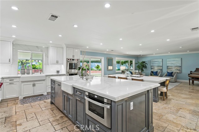 9631 James Circle, Villa Park CA: https://media.crmls.org/medias/9c4b0528-8c6d-47c3-92f5-ad5ced83da6e.jpg