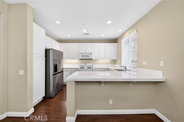 Detail Gallery Image 10 of 28 For 151 Principia Ct, Claremont,  CA 91711 - 3 Beds | 2/1 Baths