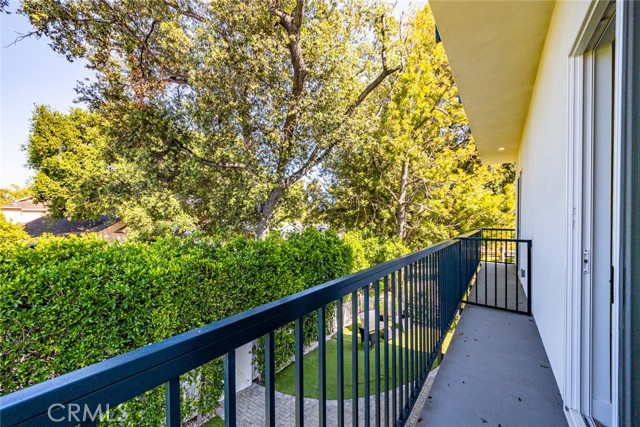 Detail Gallery Image 21 of 34 For 4445 Auckland Avenue, Toluca Lake,  CA 91602 - 4 Beds | 3 Baths
