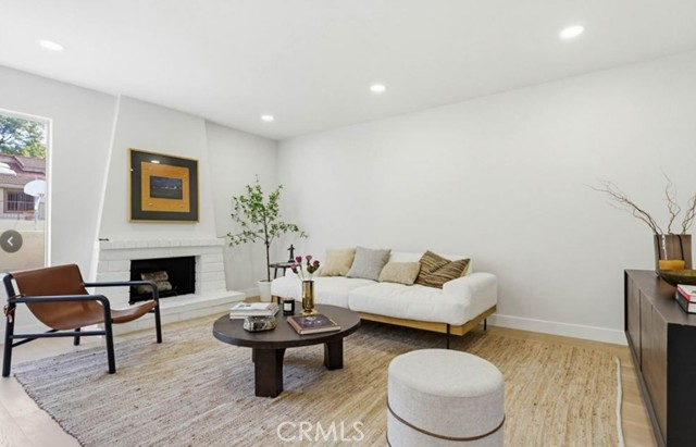 Detail Gallery Image 3 of 17 For 2708 via Colina, Fullerton,  CA 92835 - 3 Beds | 2/1 Baths