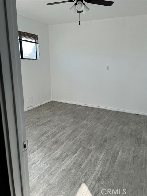 Detail Gallery Image 6 of 9 For 18530 Eucalyptus St #B,  Hesperia,  CA 92345 - 1 Beds | 1 Baths