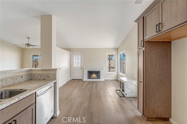 Detail Gallery Image 9 of 28 For 10878 Villa, Adelanto,  CA 92301 - 4 Beds | 2 Baths