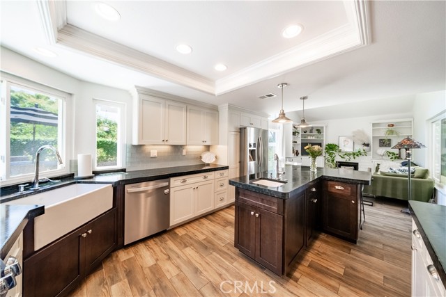 Detail Gallery Image 17 of 51 For 27585 Carballo, Mission Viejo,  CA 92692 - 4 Beds | 3 Baths