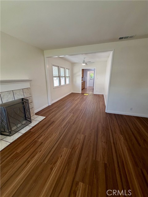 Detail Gallery Image 2 of 22 For 349 Laun, Altadena,  CA 91001 - 3 Beds | 1 Baths