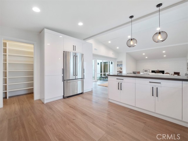 9c5174bc 4441 4069 9e17 596db4691c21