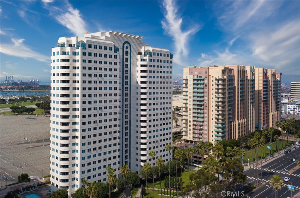 525 E Seaside Way #1911