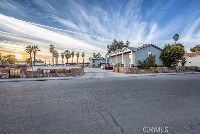 Detail Gallery Image 2 of 31 For 4023 O St, Bakersfield,  CA 93301 - – Beds | – Baths